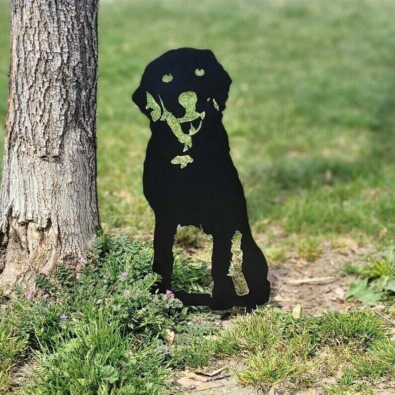 Labrador Retriever Metal Silhouette