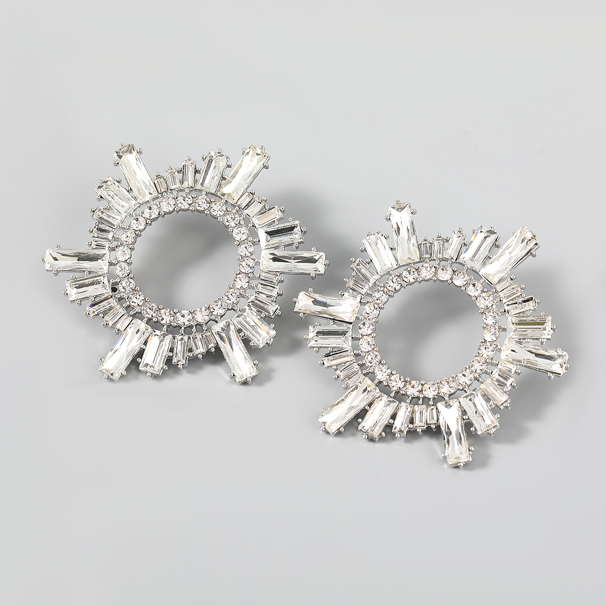 New Trend Rhinestone Flower Dangling Earrings for Women Dinner Wedding Accessories Fashion Statement earring Luxury Jewelry
